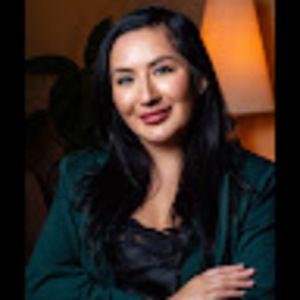 Meet your Posher, Monica